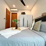 Sky Suites Modern 3Br Family Suite At Klcc